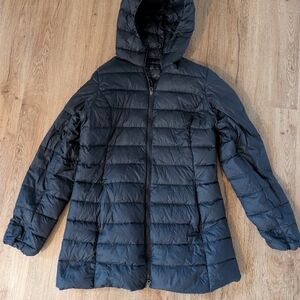 Eddie Bauer Women's Black Down Filled Hooded Packable Puffer Coat - Small